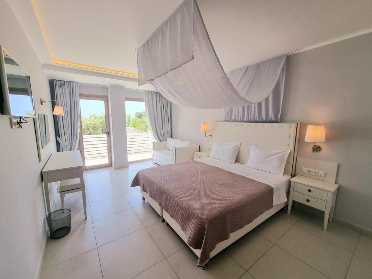 Enjoy Lichnos Bay Village, Camping, Hotel And Apartments Parga Esterno foto