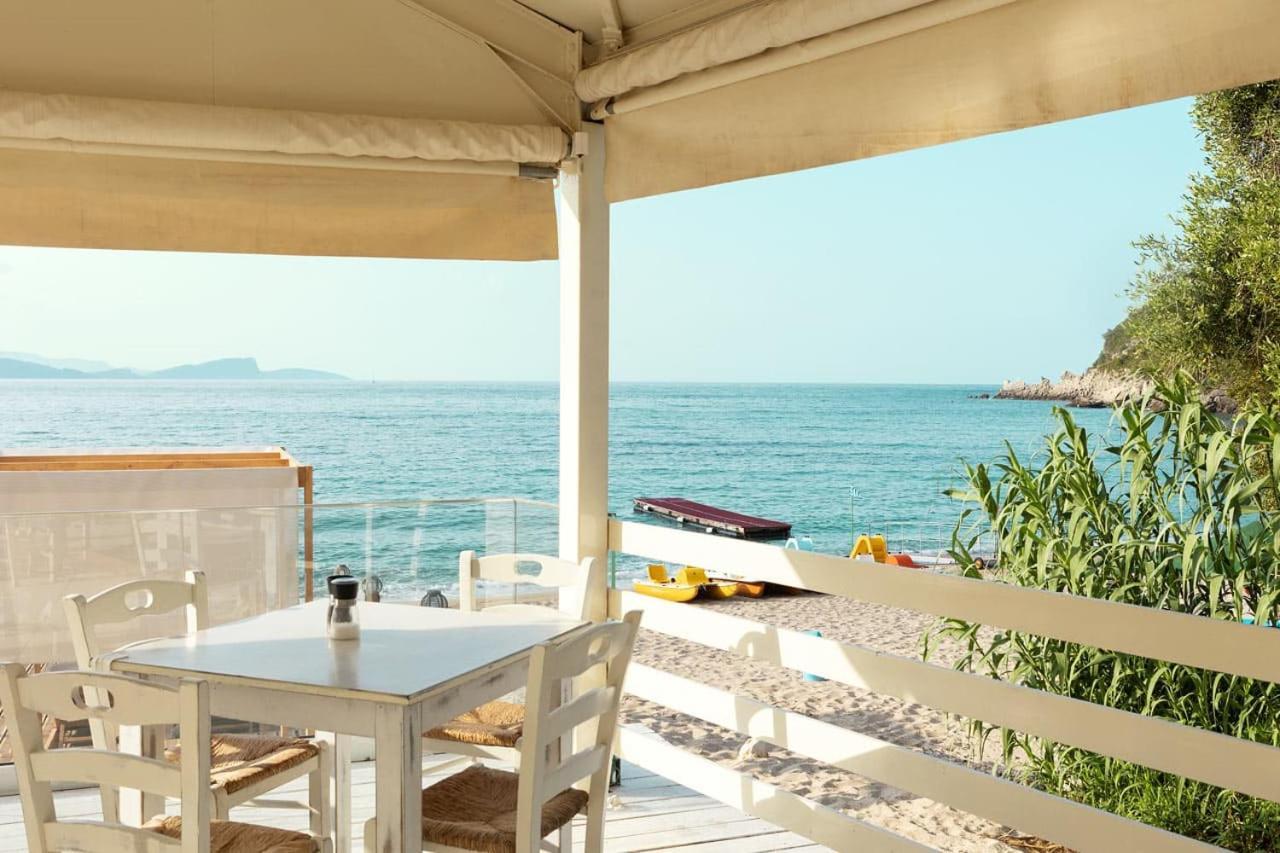 Enjoy Lichnos Bay Village, Camping, Hotel And Apartments Parga Esterno foto