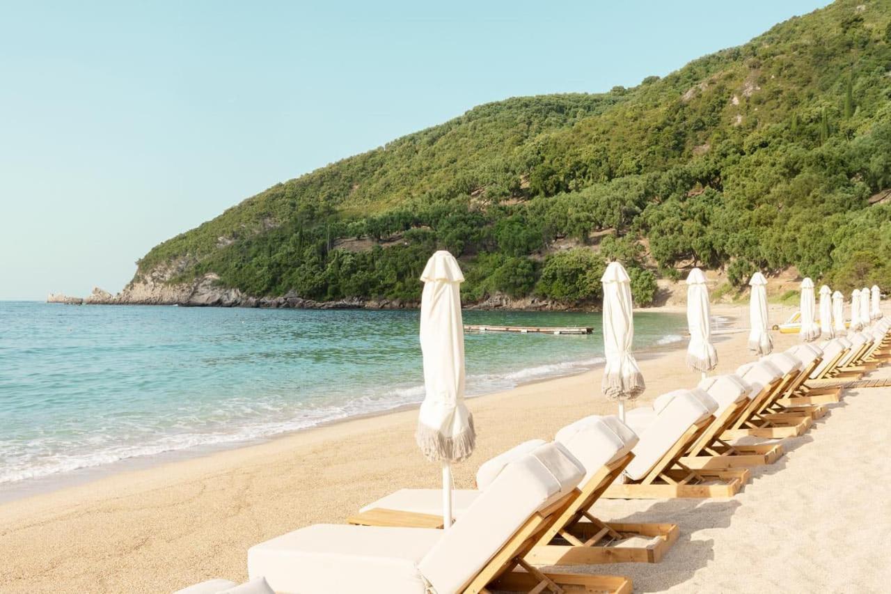 Enjoy Lichnos Bay Village, Camping, Hotel And Apartments Parga Esterno foto